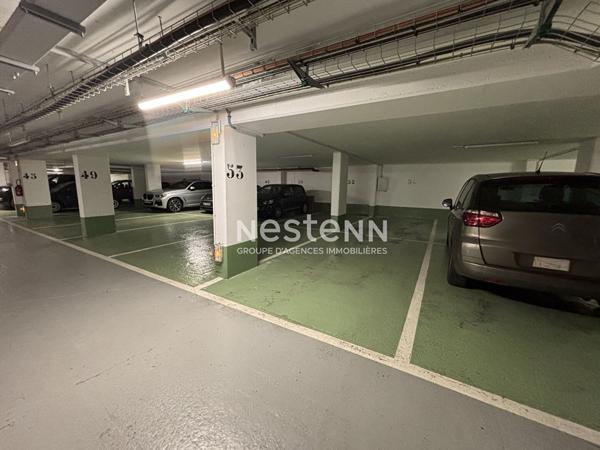 ISSY LES MOULINEAUX - AVENUE VICTOR CRESSON - Double emplacement de parking en sous-sol