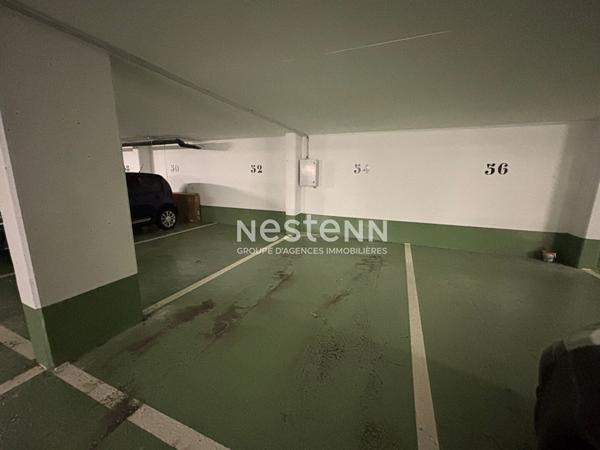 ISSY LES MOULINEAUX - AVENUE VICTOR CRESSON - Double emplacement de parking en sous-sol