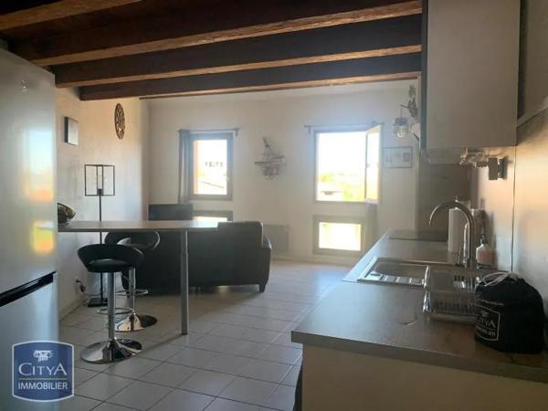 Appartement à louer 1 pièce 42.12m² Istres (13800)