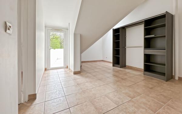 Appartement à louer    2 pièces • 65,61 m2 Le Perray-en-Yvelines