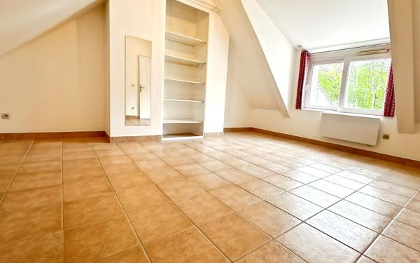 Appartement à louer    2 pièces • 65,61 m2 Le Perray-en-Yvelines