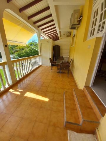 Appartement à louer    2 pièces • 45 m2 Le Gosier