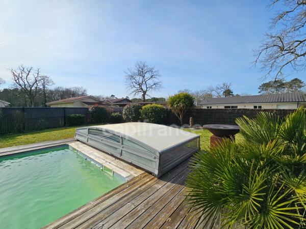 Maison familiale moderne et fonctionnelle à Mios (33), proche du Bassin d'Arcachon