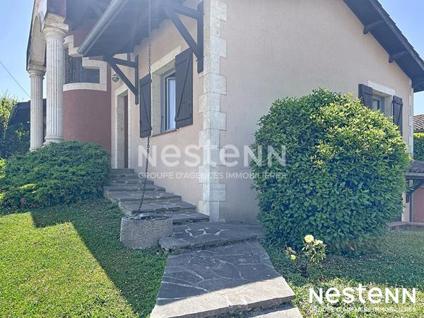 Maison d'architecte a vendre avec garage sur Auch 122 m2  4 chambres