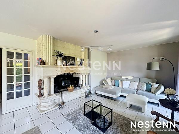 Maison d'architecte a vendre avec garage sur Auch 122 m2  4 chambres