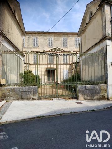Maison à vendre 11 pièces 439 m² Matha