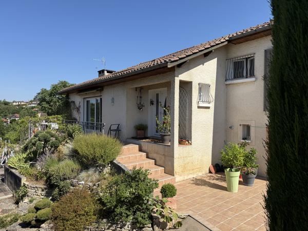 Jolie et spacieuse maison limite Caluire avec superbe vue