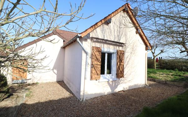 Maison à vendre    2 pièces •  Neuvy-sur-Loire