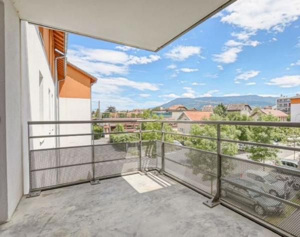 Appartement à VILLE LA GRAND (74100)