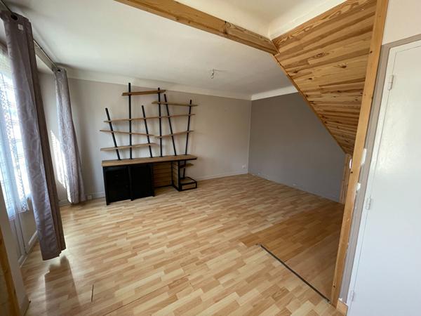 Appartement Centre Ville de Maurs