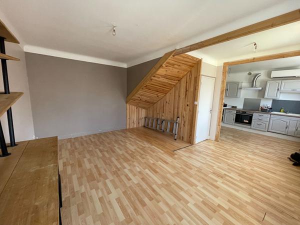 Appartement Centre Ville de Maurs