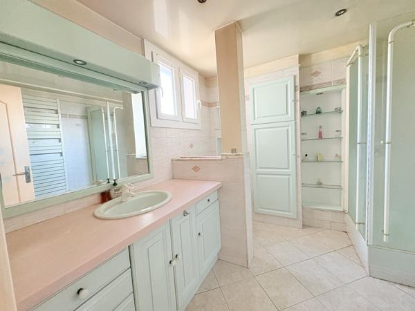 Marseille (13009) APPARTEMENT 3 PIECES 80m2 dans le 9EME / SOUS OFFRE