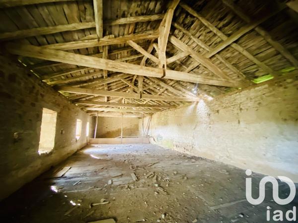 Maison 9 pièces de 374 m² à Poitiers (86000)