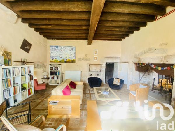 Maison 9 pièces de 374 m² à Poitiers (86000)