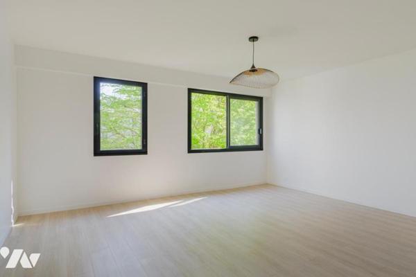 PARIS 5 / MONGE - APPARTEMENT 4 PIÈCES TERRASSE 40M² VUE EXCEPTIONNELLE SUR VERDURE + PARKING + CAVE