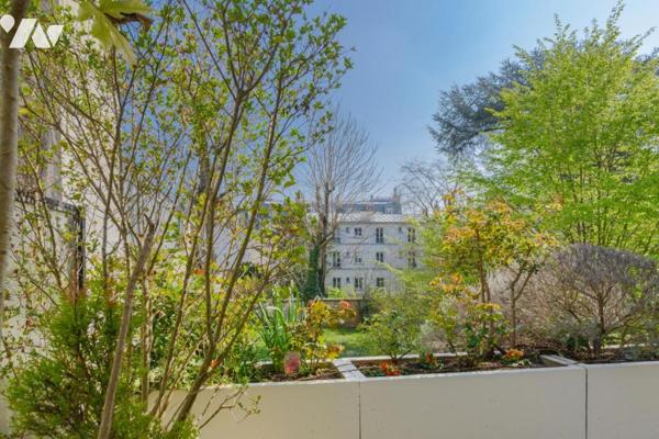 PARIS 5 / MONGE - APPARTEMENT 4 PIÈCES TERRASSE 40M² VUE EXCEPTIONNELLE SUR VERDURE + PARKING + CAVE