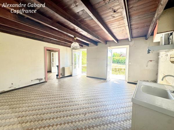 Maison en pierres - 3 chambres - Jardin - Garage et fort potentiel