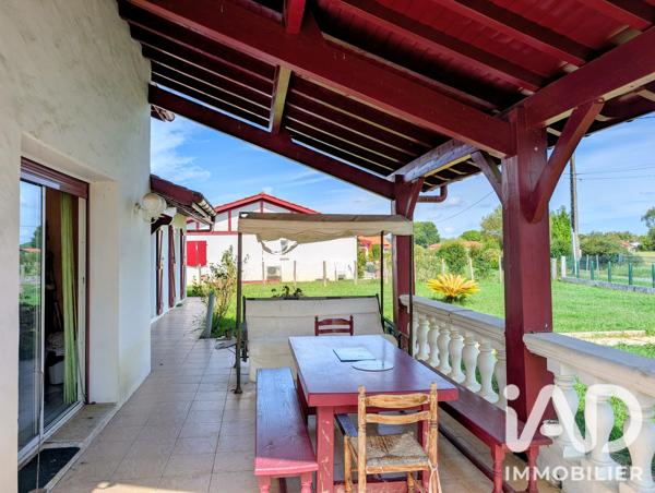 Maison à vendre 6 pièces 151 m² Larressore