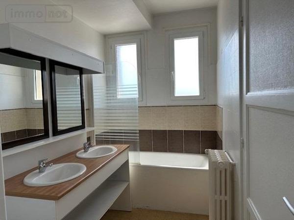 Appartement à louer à Neufchâtel-en-Bray en Seine-Maritime (76270), ref : L160