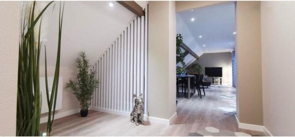 Magnifique et spacieux T3 Coup de cœur de 64 m2-Loi Carrez_93 m2 au sol.climatisé, grande terrasse exposée Sud garage double
