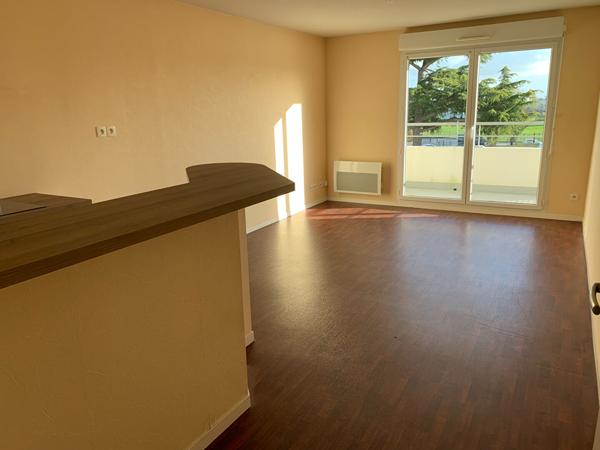 Appartement 1 chambre - avec Stationnements