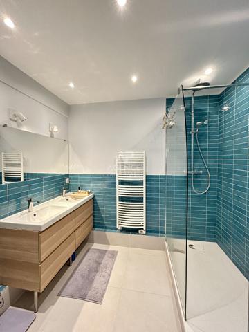 Appartement 4 pièce(s) hyper centre 555 000 € **  - Référence  13618