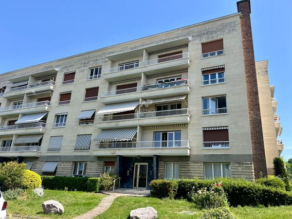 Appartement 4 pièce(s) hyper centre 555 000 € **  - Référence  13618