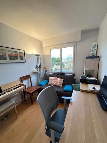 Appartement 4 pièce(s) hyper centre 555 000 € **  - Référence  13618
