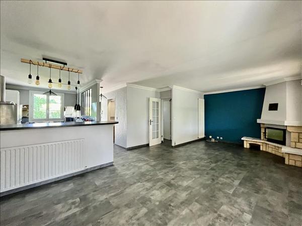 Maison à louer |  ARTIGUES PRES BORDEAUX |  5 pièces | 153 m²