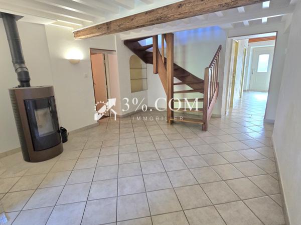 Maison de village
                                                                                                                                                                                                                                                                                                                        7 pièce(s)                                                                                                                                                                                                          5 chambre(s)                                                                                                                                                                                                          120  m²