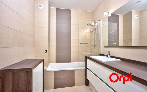 Appartement à vendre    2 pièces • 52,58 m2 Lyon 2