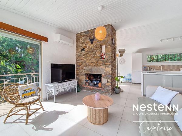 Villa 140 m² vue mer et piscine à 20 minutes à pied des plages de Cavalaire