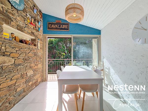 Villa 140 m² vue mer et piscine à 20 minutes à pied des plages de Cavalaire