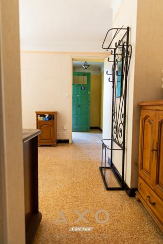 EXCLUSIVITE - MEYREUIL - MAISON DE VILLE - A RENOVER - 71 M2 - T4 - JARDIN - PISCINABLE - PARKING - 320 000