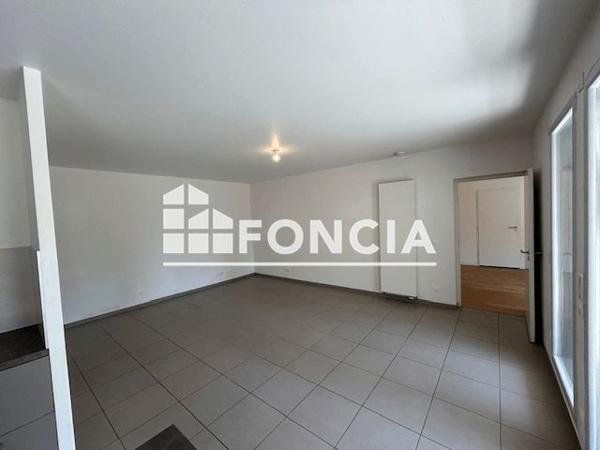 Location Appartement 3 pièces 81.03 m² - 685 RUE DES COMBES Chambery 73000