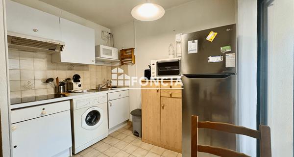 Location Studio meublé 31.39 m² - Mandelieu-la-napoule 06210