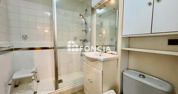 Location Studio meublé 31.39 m² - Mandelieu-la-napoule 06210