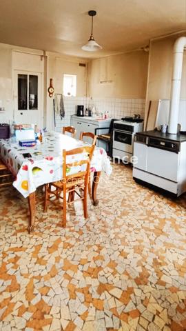 Maison à CONCHES-EN-OUCHE, 27190 - 4 pièces 75m²