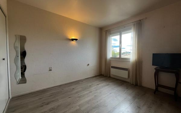 Maison à vendre    5 pièces •  Pézenas