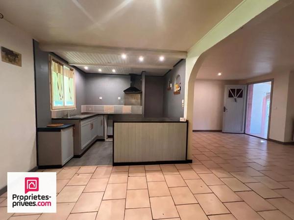 RIANS VILLA T4 SUR 1100 M²