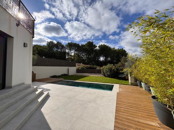 Lorgues (83510) LORGUES- Villa contemporaine lumineuse - Jardin 650 m² & double garage type