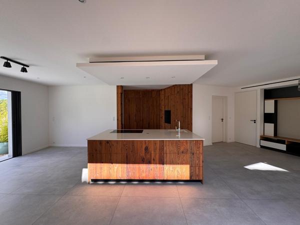 Lorgues (83510) LORGUES- Villa contemporaine lumineuse - Jardin 650 m² & double garage type