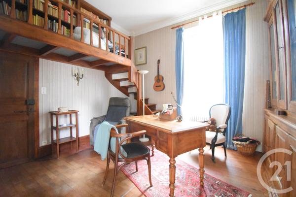 Maison à vendre  8 pièces - 181,33 m2 ST GERMAIN DES FOSSES - 03