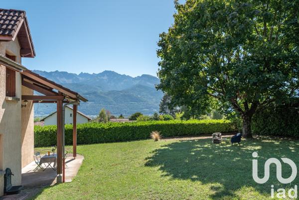 Maison à vendre 6 pièces 165 m² Saint-Ismier