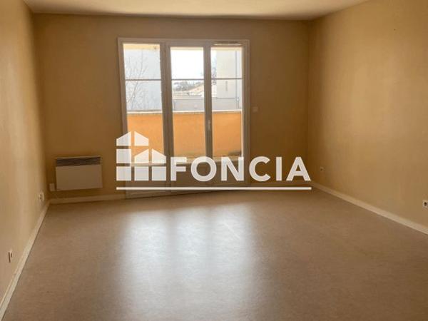 Location Appartement 2 pièces 45.33 m² - 16 RUE OLYMPE DE GOUGE Riorges 42153