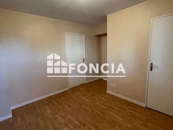 Location Appartement 2 pièces 45.33 m² - 16 RUE OLYMPE DE GOUGE Riorges 42153