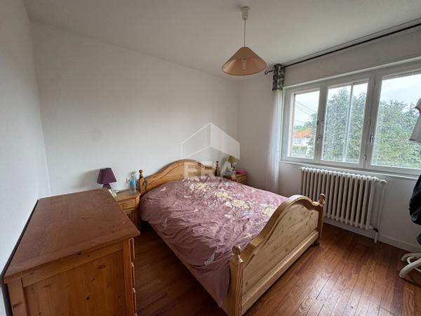 MAISON 7 PIECES FAMILIALE 1610 M² TERRAIN LURE RESIDENTIEL