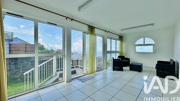 Immeuble à vendre 315 m² Le Tampon