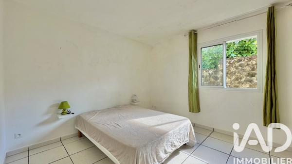 Immeuble à vendre 315 m² Le Tampon