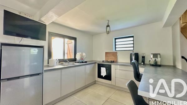 Immeuble à vendre 315 m² Le Tampon